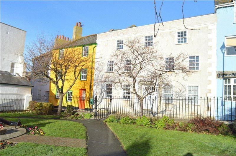 Monmouth House Apartments, Lyme Regis Old Town, Dog Friendly, Parking Bagian luar foto