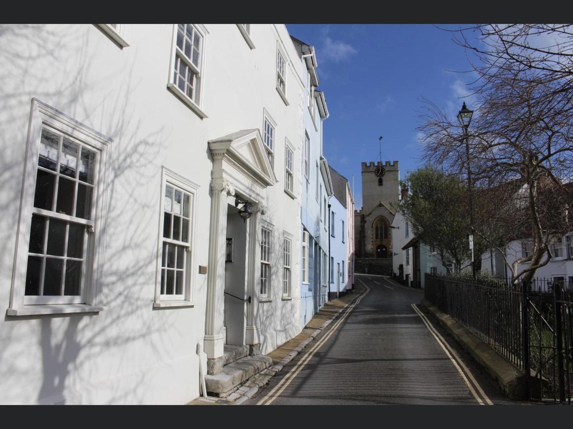 Monmouth House Apartments, Lyme Regis Old Town, Dog Friendly, Parking Bagian luar foto